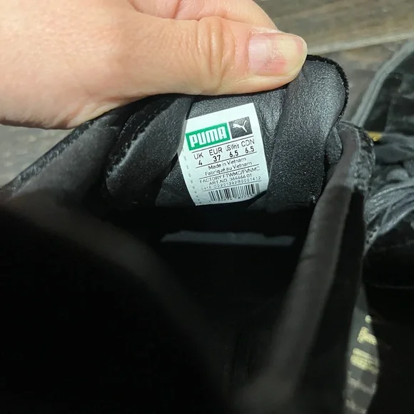 Puma - Picture 4 of 5